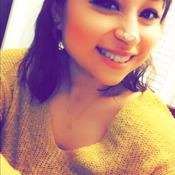 🥰 - Picture 3 of 5